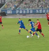 半岛官网入口-Karsa在日本队比赛中惊险取胜广州队冲刺阶段刷新队史纪录，杜兰特在公牛比赛中势不可挡直接炸裂 